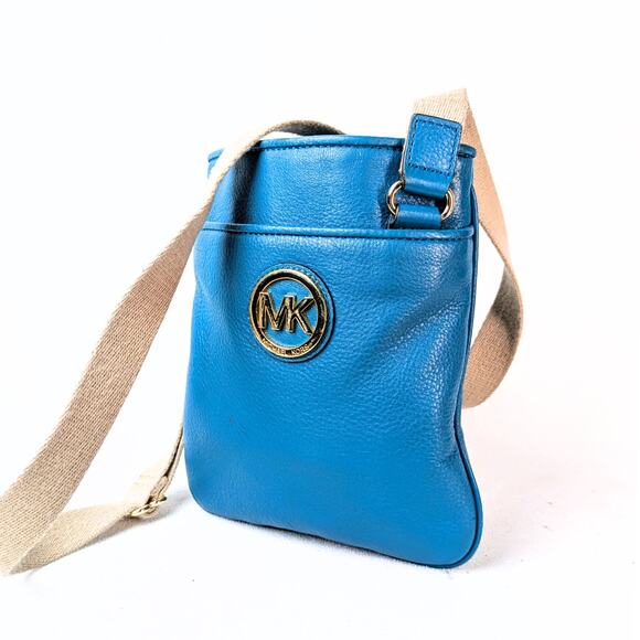 Michael Kors Fulton Sky Blue Crossbody Bag - Picture 1 of 7